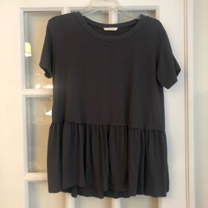Entro Peplum Top (medium in Grey)